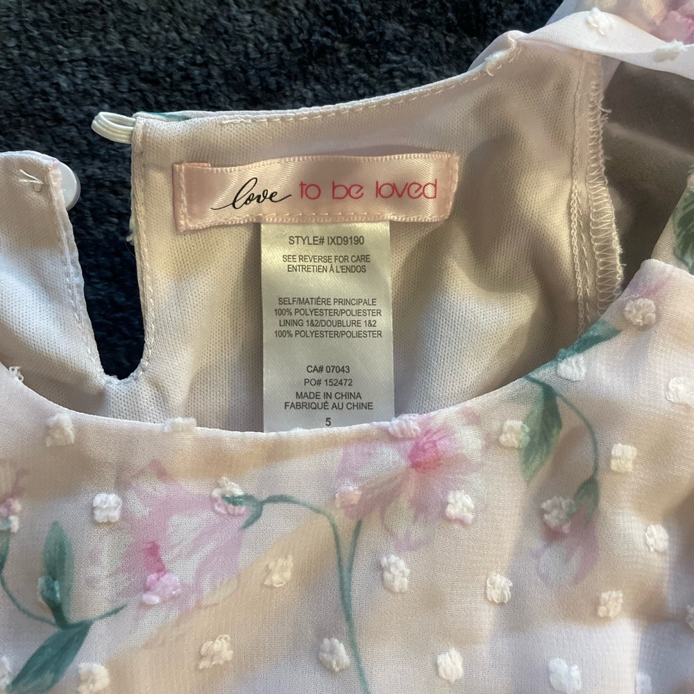 Brand love to be loved size 5 colour pale pink with flowers imprint